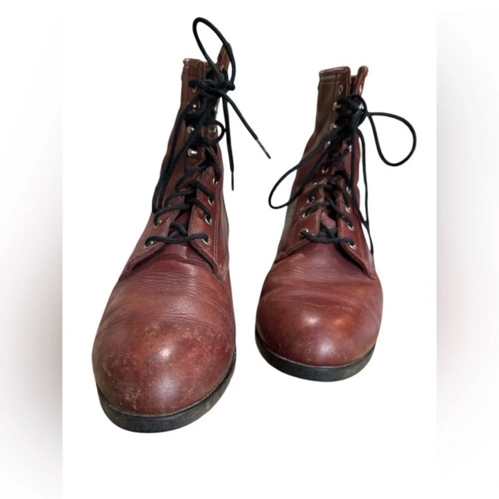 Ariat Brown Leather Lace-Up Boots